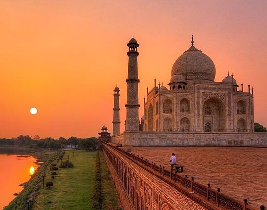 Sun set view of Taj mahal