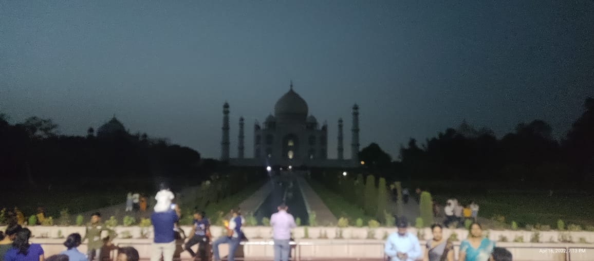 Evening photo of Taj mahal